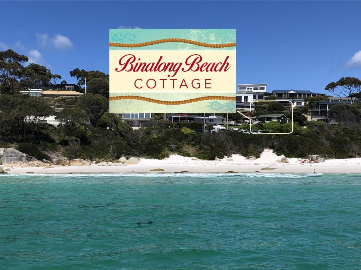 Binalong Beach Cottage Beachfront At Bay Of Fires Next To Restaurant Binalong Bay Exterior photo